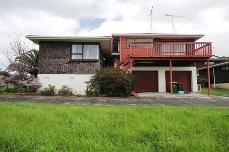 Photo of property in 34b Mark Edward Drive, Half Moon Bay, Auckland, 2012
