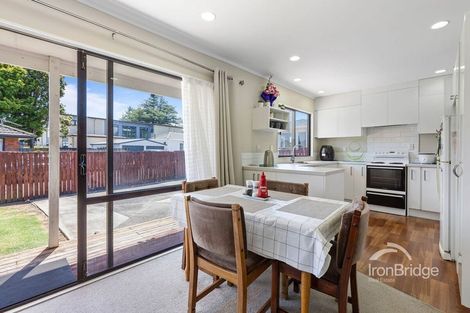 Photo of property in 2/182 Russell Road, Manurewa, Auckland, 2102