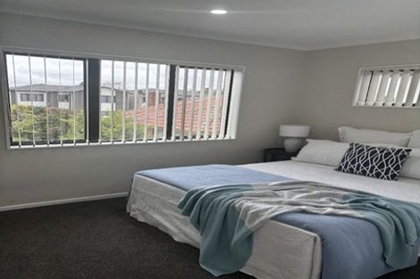 Photo of property in 69 Clevedon Road, Papakura, 2110