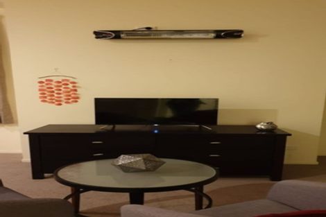 Photo of property in 22 Kuripaka Crescent, The Gardens, Auckland, 2105