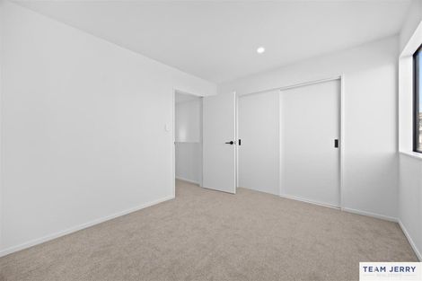 Photo of property in 49a Crestview Rise, Papakura, 2110