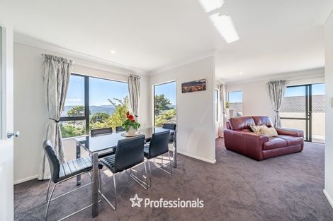 Photo of property in 181 Tirohanga Road, Tirohanga, Lower Hutt, 5010
