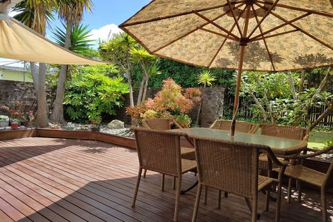 Photo of property in 3 Trust Place, Sunnyhills, Auckland, 2010