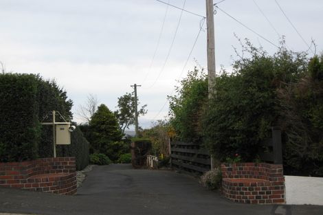 Photo of property in 100 Preston Crescent, Belleknowes, Dunedin, 9011