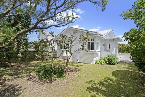 Photo of property in 9 Bruce Street, Northcote Point, Auckland, 0627