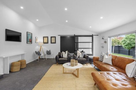 Photo of property in 16 O'halloran Drive, Halswell, Christchurch, 8025