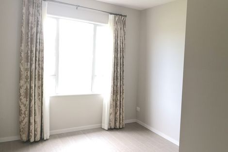 Photo of property in 17a Richard Avenue, Bucklands Beach, Auckland, 2014