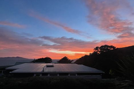 Photo of property in 4 Pa Road, Pukerua Bay, 5026