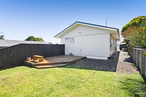 Photo of property in 33 Norwich Avenue, Spotswood, New Plymouth, 4310