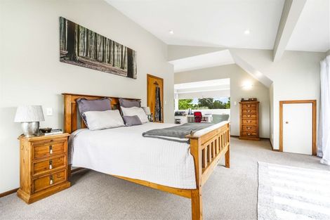 Photo of property in 12 Berkley Avenue, Hillcrest, Hamilton, 3216