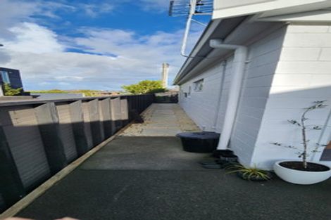 Photo of property in 37 Gulf View Road, Murrays Bay, Auckland, 0630