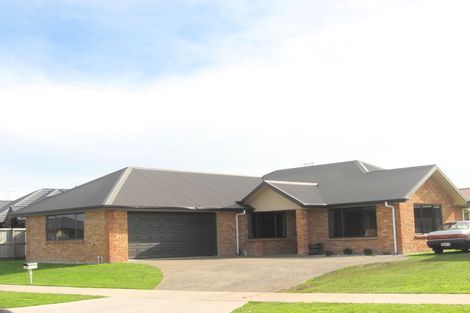 Photo of property in 16 Wentworth Drive, Rototuna North, Hamilton, 3210