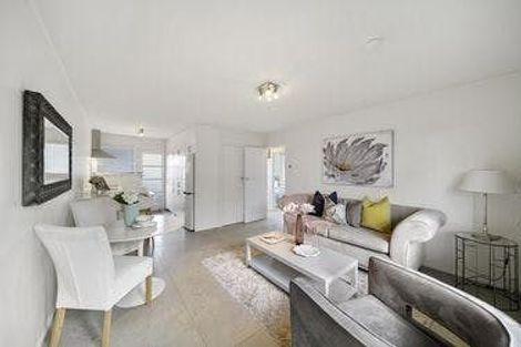 Photo of property in 5/77 Wellington Street, Howick, Auckland, 2014