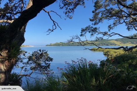 Photo of property in 30 Ngahere Terrace, Opoutere, Whangamata, 3691