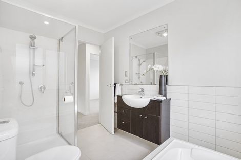 Photo of property in 115 Baverstock Road, Flat Bush, Auckland, 2016