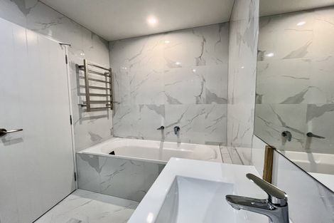 Photo of property in 523c Pakuranga Road, Howick, Auckland, 2010