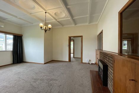 Photo of property in 492 Blockhouse Bay Road, Blockhouse Bay, Auckland, 0600