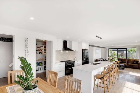 Photo of property in 117 Shillingford Boulevard, Rolleston, 7615