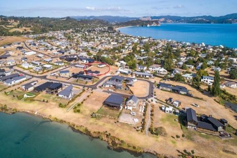 Photo of property in 11 Admiral Drive, Cooks Beach, Whitianga, 3591