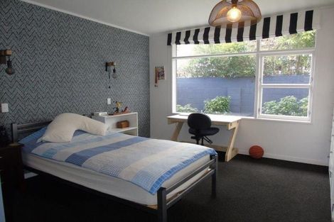 Photo of property in 415 Fergusson Drive, Heretaunga, Upper Hutt, 5018