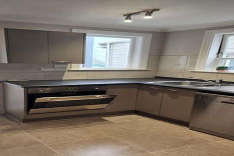 Photo of property in 35 Austin Street, Mount Victoria, Wellington, 6011