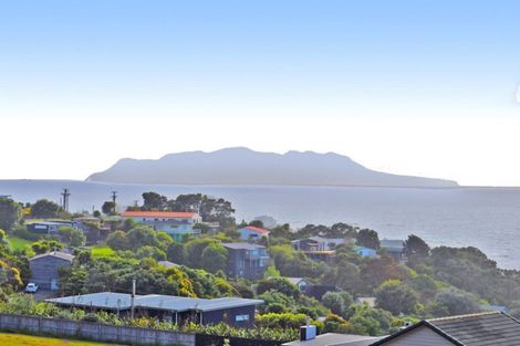 Photo of property in 50 Lax Crescent, Leigh, 0985