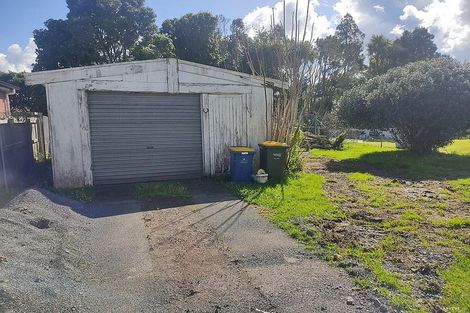 Photo of property in 23 Toru Street, Te Atatu Peninsula, Auckland, 0610