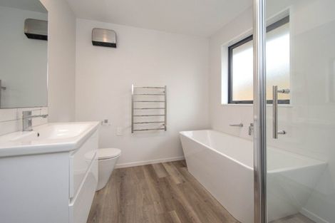 Photo of property in 13 Weaver Street, Woodend, 7691