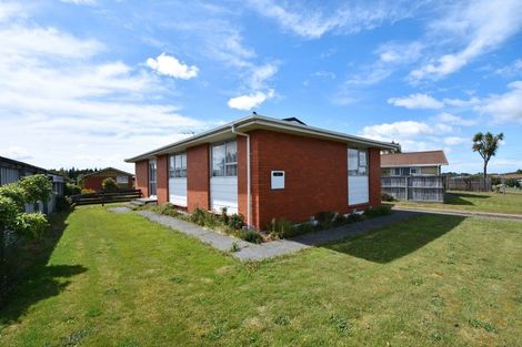 Photo of property in 12 Newbie Street, Heidelberg, Invercargill, 9812