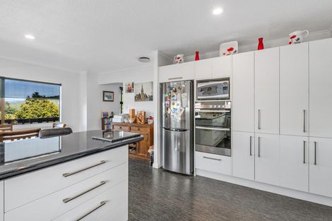 Photo of property in 7 Sunnyview Drive, Brown Owl, Upper Hutt, 5018