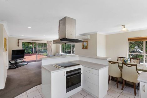 Photo of property in 22 Westview Court, Somerville, Auckland, 2014