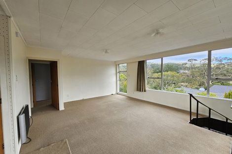 Photo of property in 133a Taylor Terrace, Tawa, Wellington, 5028