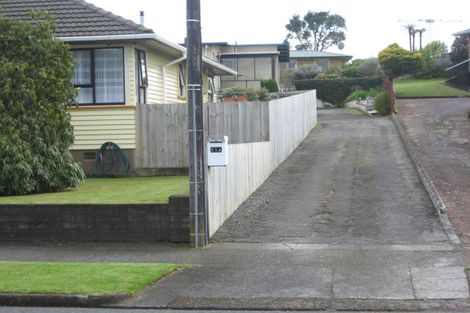 Photo of property in 11a Trafalgar Street, Westown, New Plymouth, 4310
