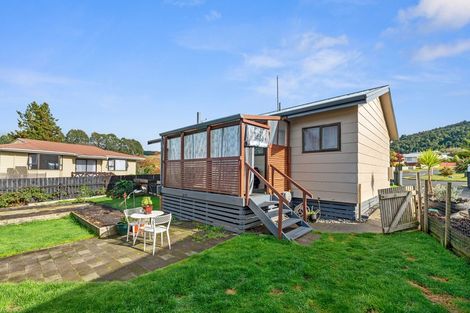 Photo of property in 3b Jet Place, Pukehangi, Rotorua, 3015