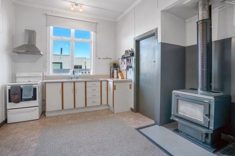 Photo of property in 38 Queen Street, Winton, 9720
