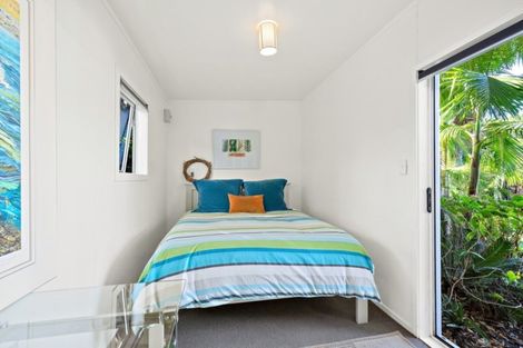 Photo of property in 12 Riverside Drive, Point Wells, 0986