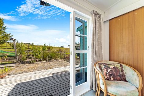 Photo of property in 86 Pah Hill Road, Wharehine, Wellsford, 0973