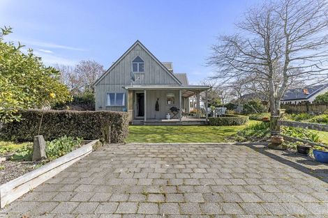 Photo of property in 5 Bosworth Street, Egmont Village, 4372