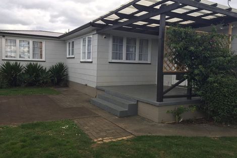 Photo of property in 1/15 Kent Road, Manurewa, Auckland, 2102