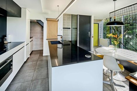 Photo of property in 64a Orangi Kaupapa Road, Northland, Wellington, 6012