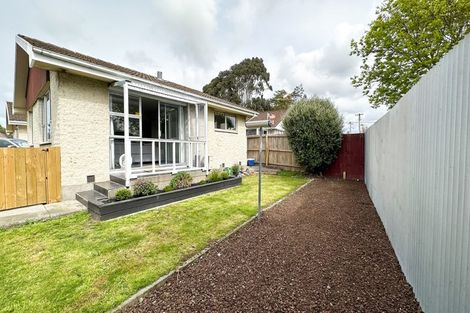 Photo of property in 2/3 Korora Street, Bromley, Christchurch, 8062