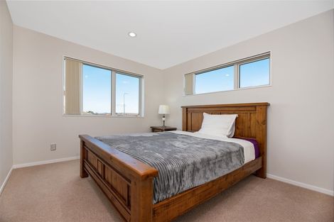 Photo of property in 47 Tiriwa Drive, Massey, Auckland, 0614