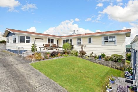 Photo of property in 68 Pohutukawa Drive, Pukete, Hamilton, 3200