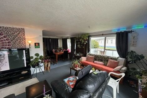 Photo of property in 102 Kelly Street, Inglewood, 4330