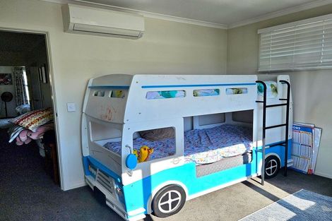 Photo of property in 3 Kamana Way, Kenepuru, Porirua, 5022