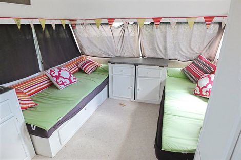 Photo of property in 4 Andresen Street, Foxton Beach, Foxton, 4815