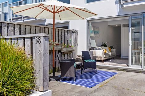 Photo of property in 31 Reynolds Place, Papamoa Beach, Papamoa, 3118