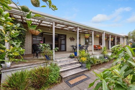 Photo of property in 10a Kennedy Place, Merrilands, New Plymouth, 4312