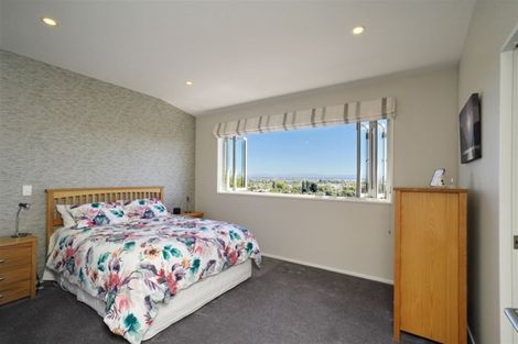 Photo of property in 32 Glenelg Spur, Hillsborough, Christchurch, 8022