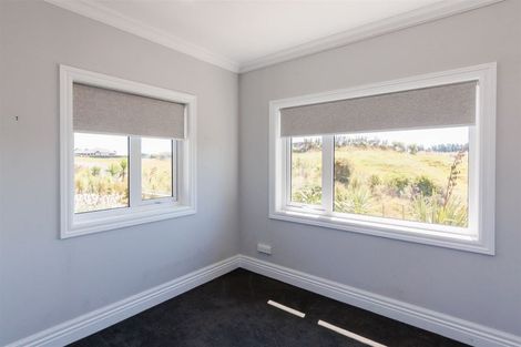 Photo of property in 52 Highland View Drive, Tokomaru, Palmerston North, 4474